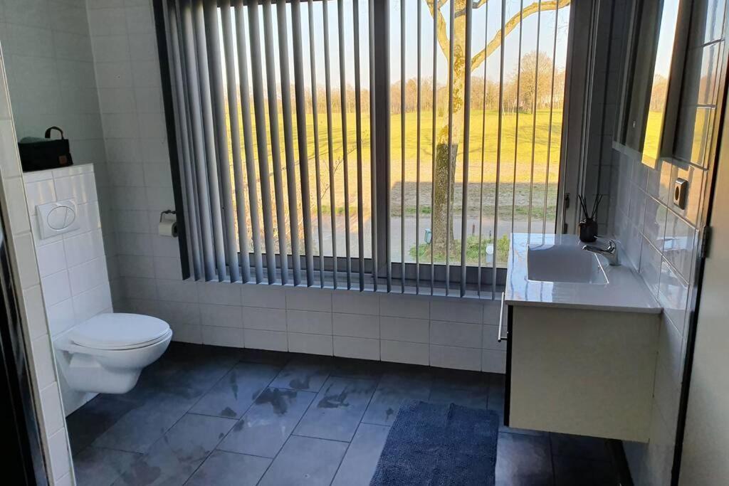 Vrijstaand / Landelijk Appartement Met Uitzicht! De Wijk Luaran gambar