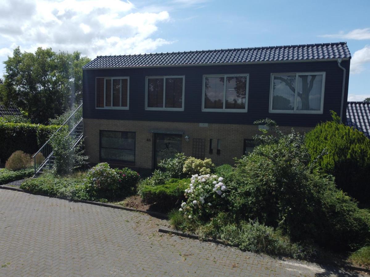 Vrijstaand / Landelijk Appartement Met Uitzicht! De Wijk Luaran gambar